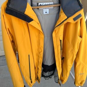 Columbia Yellow Jacket